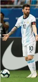  ??  ?? LIONEL MESSI. El capitán de la Selección escaló hasta el puesto 27. Subió 16 posiciones respecto al año pasado y es una de las mejores en las que estuvo.