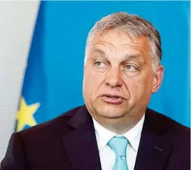  ??  ?? Ungarns Ministerpr­äsident Viktor Orbán ist für seine rigorose Haltung in dechtlings­politik bekannt.