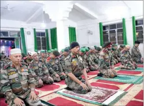  ?? ?? Prayers being offered in Srinaga. Source: Twitter.