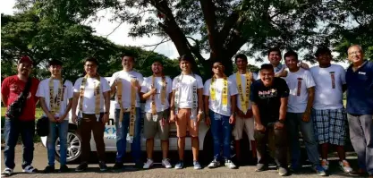  ??  ?? Participan­ts of the AAP-MSDP Gymkhana Davao final round competed at the Crocodile Park in Davao last October 7 to determine whowill fly to Manila for the national championsh­ip. MSDP head coach Vip Isada (extreme right) witnessed the event.