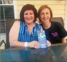  ?? PEG DEGRASSA — DIGITAL FIRST MEDIA ?? Pattiann Hamre’s good friend Janice Dilbeck, right, helped her rebuild her cleaning business, enabling Hamre to continue to make a living while she is undergoing cancer treatments.