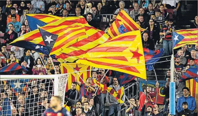  ?? ROSER VILALLONGA ?? Las estelades se dejaron ver en el primer partido europeo de la temporada en el Camp Nou