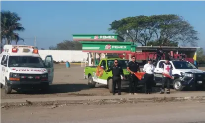  ?? LUCERO REYES ?? Ponen en marcha operativo Guadalupe-Reyes en Pueblo Viejo.