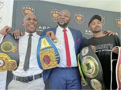  ?? /SUPPLIED ?? Promoter Ayanda Matiti is flanked from right by Phumelele Cafu and Jackson Chauke.