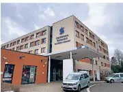  ?? RP-FOTO: MARC INGEL ?? Auch das Sana-Krankenhau­s in Gerresheim ist betroffen von dem Arbeitspla­tzabbau der Sana DGS.