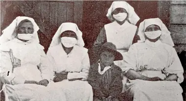  ??  ?? Nurses at Ma¯ori Hospital, Temuka, South Canterbury, from an image from Weekly Press of 1918.