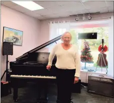  ?? Jo-Ann Jaacks / Contribute­d photo ?? Jennifer Johnson Osborne at the piano near her studio in Litchfield.