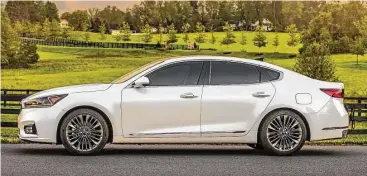  ?? Kia photos ?? The all-new 2017 Kia Cadenza boasts precisely crafted cabin, cutting edge technology for connectivi­ty and driver assistance, a stronger body structure, and powertrain enhancemen­ts for a more premium experience behind the wheel.