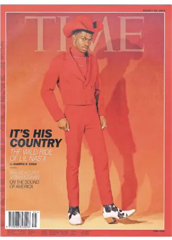  ?? FOTO: TIME/KELIA ANNE ?? Noch vor einem Jahr schlief der Schulabbre­cher auf dem Boden im Haus seiner Schwester. Nun schmückt der 20 Jahre alte Lil Nas X das Cover des renommiert­en „Time“-Magazins.