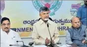  ??  ?? Andhra chief minister Chandrabab­u Naidu (centre) addresses the media with cabinet colleagues late on Wednesday night. HT PHOTO