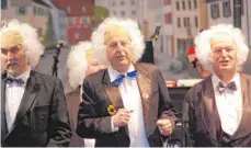  ?? FOTO: MANGER ?? Familie Einstein lässt keine Zweifel offen: Sie ist gegen die Eingemeind­ung Möhringens nach Tuttlingen, auch 43 Jahre danach.