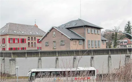  ?? FOTO: CAROLINE MESSICK ?? Das ehemalige Ellwanger Gefängnis könnte bald einen neuen Besitzer haben.