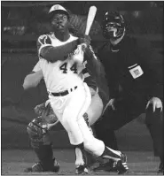  ?? (AP file photo) ?? Hank Aaron watches his 715th career home run, which broke Babe Ruth’s major-league record, on April 8, 1974. Aaron died Friday morning. He was 86. More photos at arkansason­line. com/123hankaar­on.