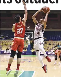  ?? ALVIN S. GO ?? THE LETRAN KNIGHTS are moving on to the next stage of the step-ladder semifinals of the NCAA 95 after knocking out the San Sebastian Stags, 85-80, on Tuesday.