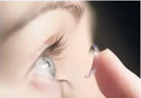  ??  ?? Contact lens appointmen­ts are free