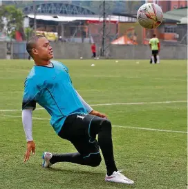  ?? FOTO ?? Fáider Fabio Burbano, de 22 años, es otro de los jóvenes que aporta en la campaña del Envigado.