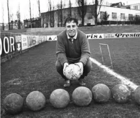  ?? FOTO PHOTO NEWS ?? Beerschot begint in het Olympisch Stadion met een museum over de club. Dat ook de legendaris­che Rik Coppens daarin een rol gaat spelen, staat buiten kijf.
(foto)