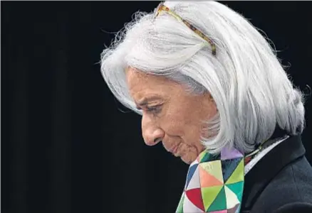  ?? CHUNG SUNG-JUN / GETTY IMAGES ?? Christine Lagarde, con una de sus habituales
écharpes