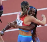  ?? Andy Lyons, Getty Images ?? Twanisha Terry, right, and Jenna Prandini of the U. S. celebrate winning gold.