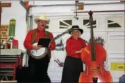  ?? PHOTO COURTESY OF UNCLE JEFFREY TAPLER AT CWTAP TELEVISION ?? Mike and Linda Hertzog, Ontelaunee Township, welcomed the New Year by performing the traditiona­l PA Dutch New Year Wishing at 12 homes Dec. 29 and 30. Uncle Jeffrey Tapler at CWTAP has been taping the New Year Wishing for years.