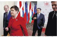  ??  ?? Sobotka, Beata Szydlo, Viktor Orban und der Slowake Robert Fico
