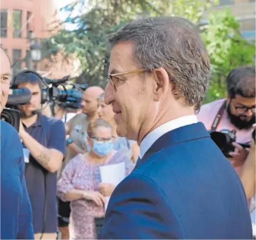  ?? // JAIME GARCÍA ?? Núñez Feijóo, presidente del PP, con Hernando y Maroto