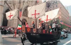  ?? AP ?? La Santa María ha participad­o en el tradiciona­l desfile en Nueva York.