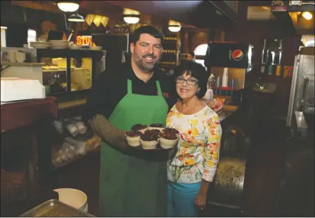  ?? The Sentinel-Record/File photo ?? FINE FOOD: Owners Chris Dunkel, left, and his mother, Susan Whittaker.