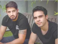  ??  ?? Tras el paro de presentaci­ones a causa de la pandemia, Diego Lopmuz y Fernando Ramos decidieron trabajar en su música.