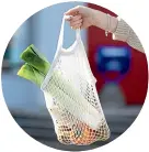  ?? ANDY JACKSON/STUFF ?? Supermarke­ts say Kiwis are adjusting well to bringing their own shopping bags.