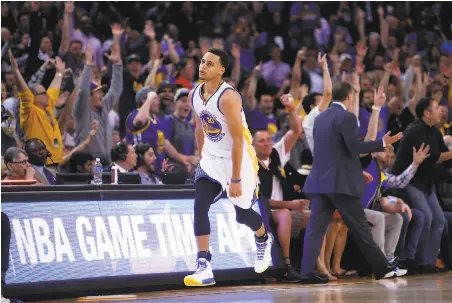 Warriors dust Hawks in marquee matchup - PressReader