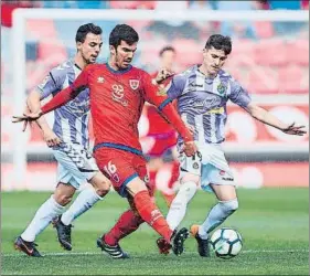  ??  ?? Numancia y Valladolid, en su último enfrentami­ento en la competició­n regular de LaLiga 1/2/3