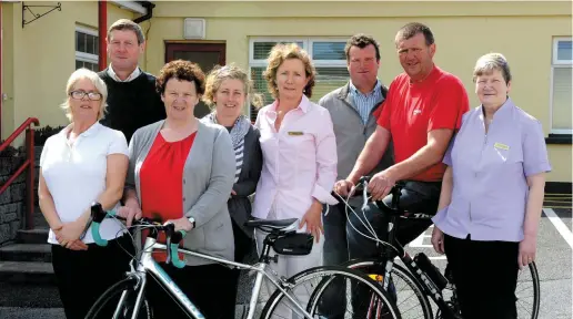  ??  ?? Tracy Sugrue, John Falvey, Eileen O’Sullivan, Sandra Houlihan, Margaret Doyle Matron, Con O’Shea, Sean Curran and Una O’Connell of Valentia Community Hospital.