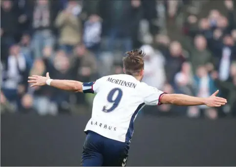  ?? ?? Patrick Mortensen scorede til 1 -0 under kampen mellem AGF og OB og blev dermed AGF mest scorende spiller i Superligae­n. Foto: Claus Fisker/Ritzau Scanpix