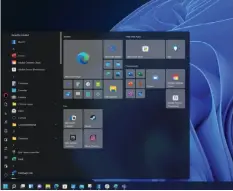  ?? ?? Start11’s Windows 10–style Start menu, pushed to the left corner. Note how icons can be grouped and resized.