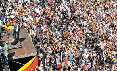  ?? EFE ?? La oposición venezolana se manifestó ayer para exigir al gobierno el ingreso de ayuda externa.