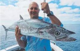  ?? Mick Van Ryanswoud shows off a fine shoal caught Spanish mackerel. ??