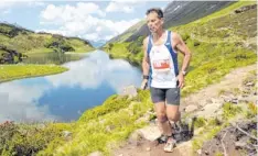  ?? Foto: TG Viktoria ?? Weiter, immer weiter. Udo Pitsch hält in der Region Augsburg den Marathon-Rekord mit 172 absolviert­en Rennen.