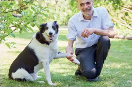  ?? PHOTO: BEN GOLD ?? Rabbi Jonathan Wittenberg and his dog, Mitzpah