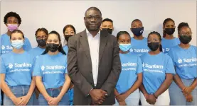  ?? Photo: Contribute­d ?? Equipped… Sanlam’s Evans Simataa with the newly- appointed interns.