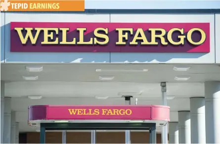  ??  ?? A Wells Fargo bank branch location in Woodbridge, Virginia.