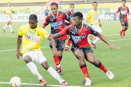  ?? ÁNGELO CANELO ?? El último derbi en la A, en el Alfonso López, fue el 19 de julio del 2008, con victoria del Bucaramang­a por 1-0 con gol de Carlos González.