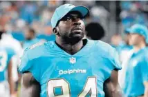  ?? WILFREDO LEE/AP ?? Linebacker Lawrence Timmons missed two games and will be playing his first regular-season game in a Dolphin uniform Sunday in London.
