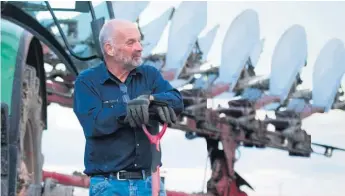  ??  ?? Pour Laurent Bousquet, l’amour du métier est une des plus grandes forces de la ferme familiale.