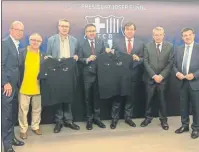  ??  ?? Presentaci­ón del viaje en la Llotja, el día del Gamper