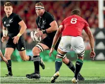  ?? STUFF ?? Many observers believe Kieran Read was concussed against the Lions.