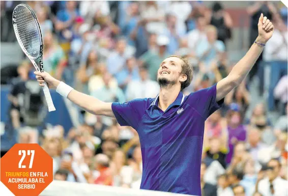  ?? ?? El tenista ruso jugó el partido de su carrera y sorprendió a su rival que perdio en tres sets.