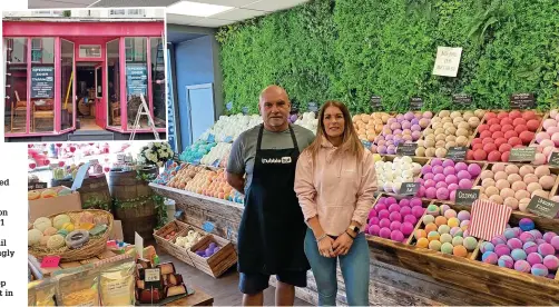  ?? ?? Darren Langshaw and Michelle Harpin at Bubble Hut in Llandudno. Inset: New store to open in Caernarfon