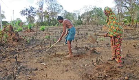  ?? ?? Corruption affects everyone including farmers.