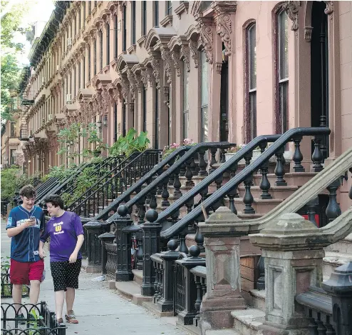  ?? DREW ANGERER / GETTY IMAGES ?? Lucinda Rosenfeld’s new novel Class is a satirical look at the quandaries and neuroses of a small swath of privileged white public-school parents in Brooklyn.